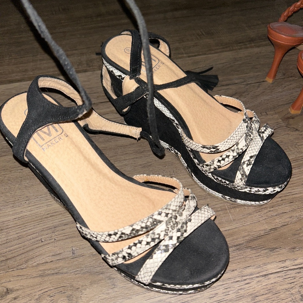 Women wedges